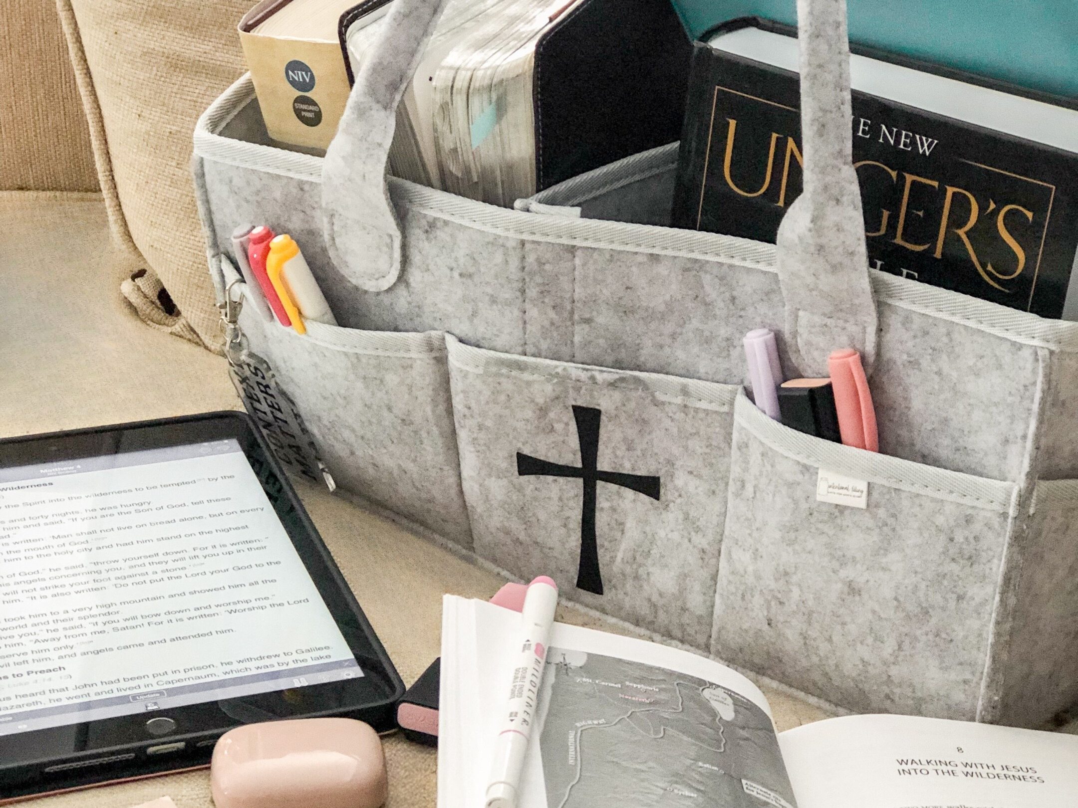 Intentional Filling Bible Study Caddy | Intentionalfilling.com